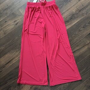 NWT Dear Scarlett Wide Leg Pants